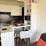 Apartman Dernier Etage Vue Avec Parking Et Piscine Antibes