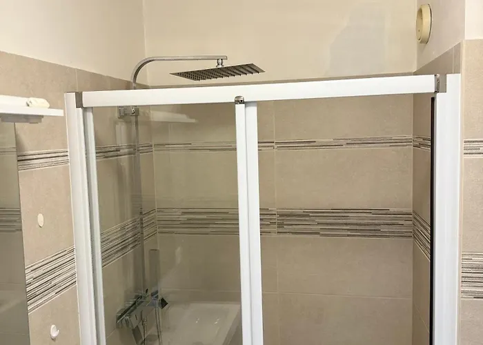 アパート Dernier Etage Vue Avec Parking Et Piscine