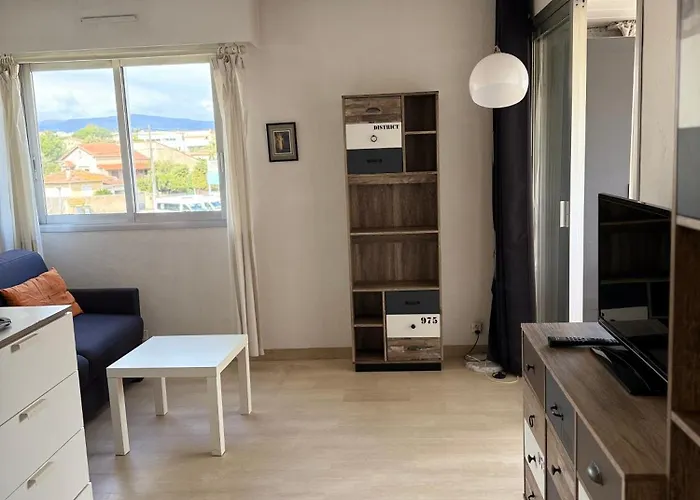 Dernier Etage Vue Avec Parking Et Piscine * アンティーブ